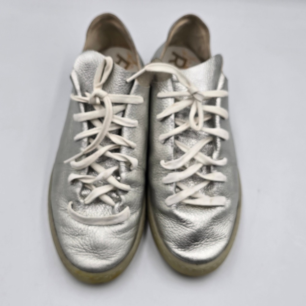 Sam Edelman Reve Sneaker‎ Womens 8.5 Jaxon Silver Metallic Pebbled Leather EUC